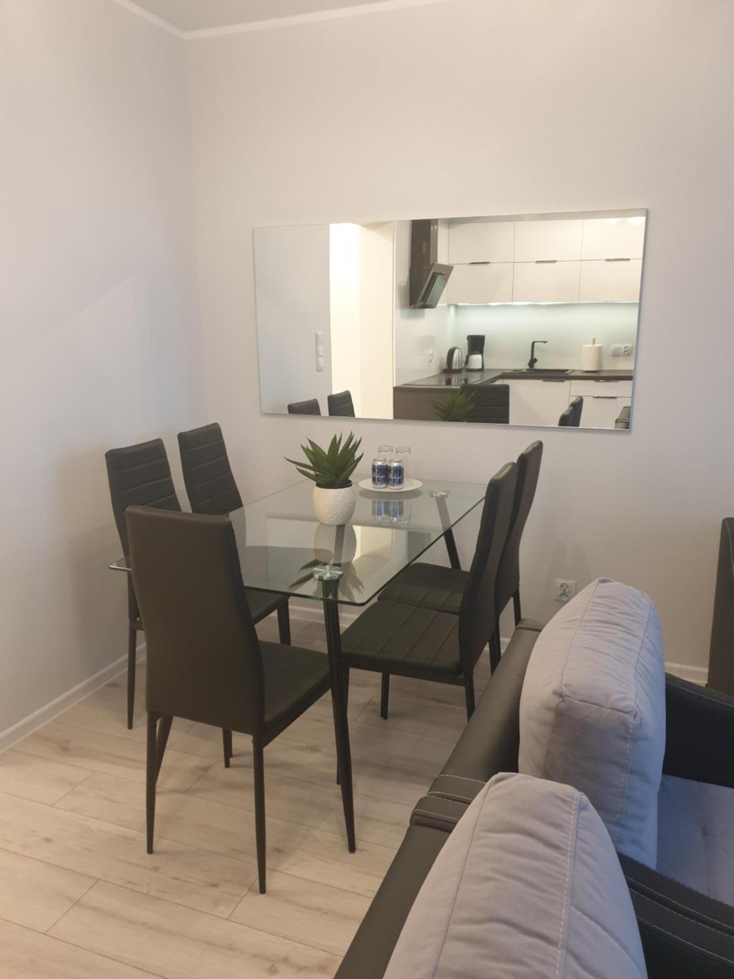 Wyspa Uznam - Rondo Rozy Wiatrow Apartment *